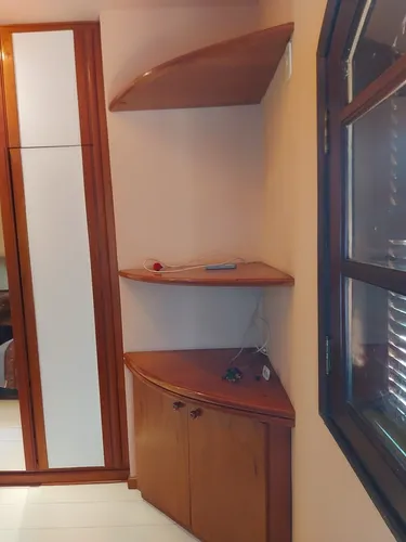 Junto Ao Centro, 3 Quartos Uma Suite. Finíssimo Acabamento.