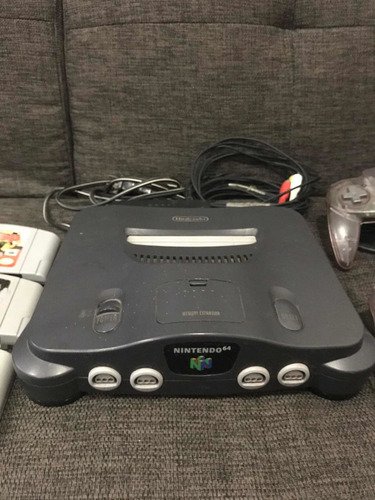 Nintendo 64 Con 3 Controles Y Juegos