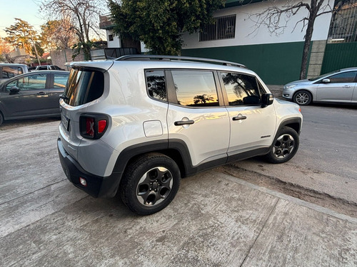 Jeep Renegade 1.8 Sport