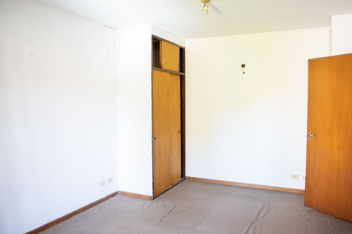 Imagen 9 de 15 de Casa - Beccar-vias/libert.