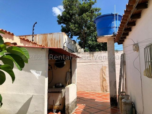 Imagen 15 de 30 de Casa En Venta En Cabudare La Morenera, Flex. Mls #22-9802, Profesional Inmobiliario Rocelys Lugo 414-1275734.