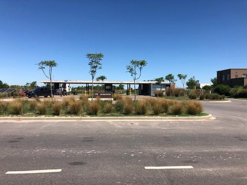 Imagen 2 de 7 de Excelente Lote En Barrio Araucarias !!! Financiado