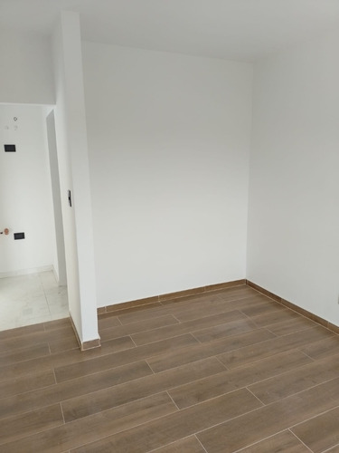 Departamento Estrenar 3 Amb. C/terraza Propia-gral. Mosconi 1446 - L.del Mirador