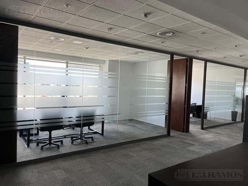 Oficina En Venta Con Renta Catalinas