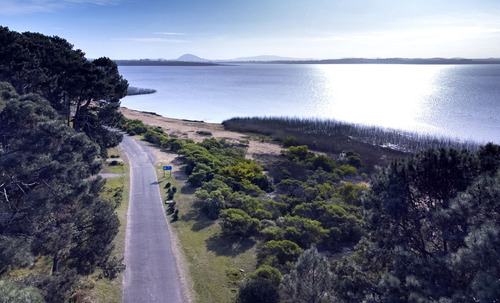 Terreno En Club Del Lago, Punta Ballena.