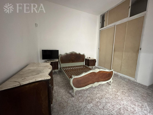 Venta Ph De 2 Ambientes Con Patio En Sarandi