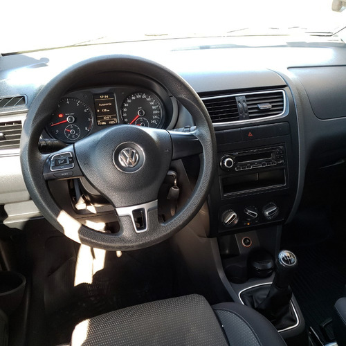 Volkswagen Suran Confortline 2012