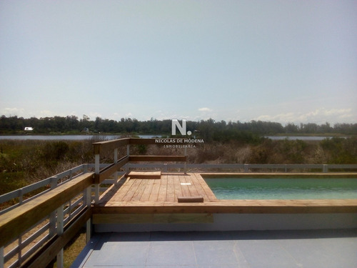 Hermosa Casa En Santa Mónica - José Ignacio-ref:1994