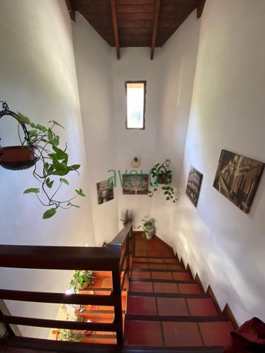 Hermosa Casa En Venta, Muy Buen Estado !!!! Consulte !!!!- Ref: 1347