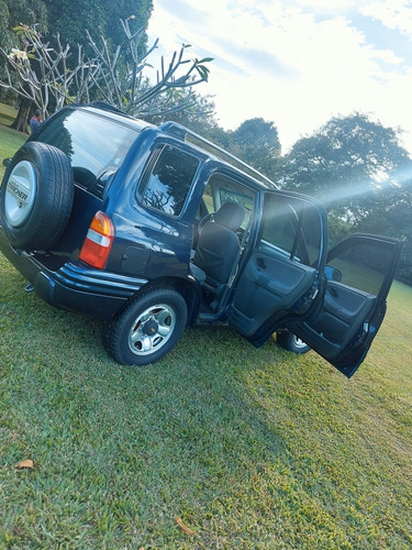 Imagen 9 de 15 de Chevrolet Tracker 2000 No Se