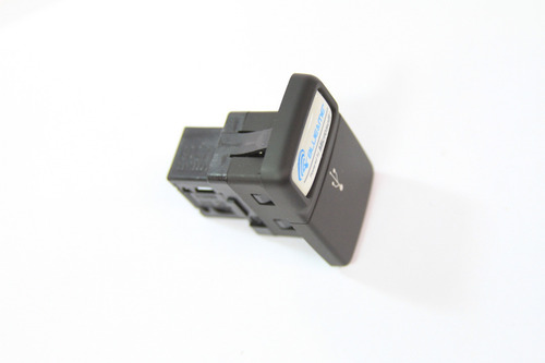Imagen 1 de 7 de Conector Usb Fiat Qubo Trekking 12/16