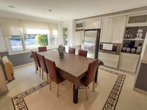 Imagen 11 de 30 de Espectacular Casa En Venta 9 Ambientes En Village Golf And Tennis Country Club, Pilar