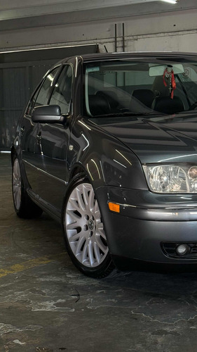 Volkswagen Bora 1.8 T Highline Cu
