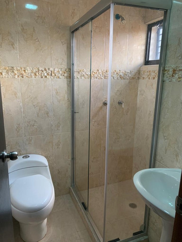 Imagen 12 de 14 de Tohwhouse En Ventas Las Quintas De Naguanagua Ga Vip