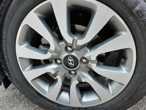 Hyundai Hb20x Style 1.6 (aut) Flex Automático
