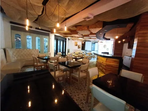 Se Arrienda Local En Poblado , Medellin