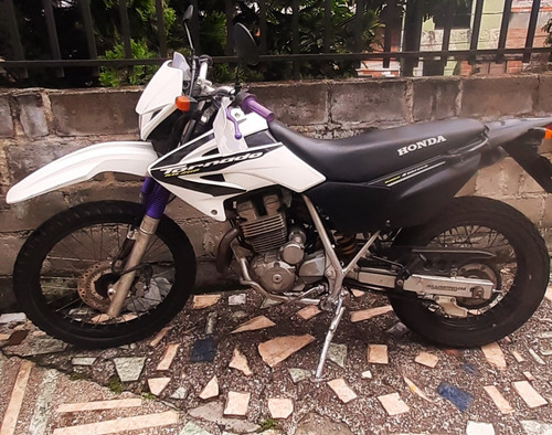 Se Entrega Con Soat Nuevo Y Tecno Nuevecita. Motor Melo.