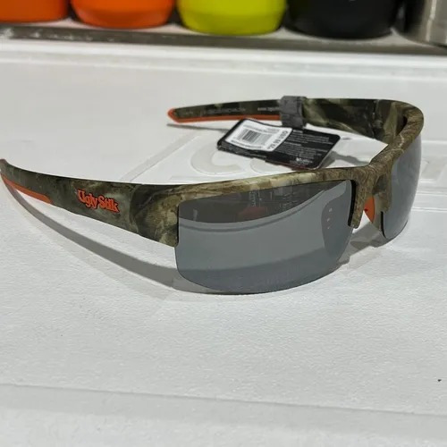 Imagen 3 de 6 de Anteojos Berkley Ugly Stik 100% Polarizado P Uv Con Estuche