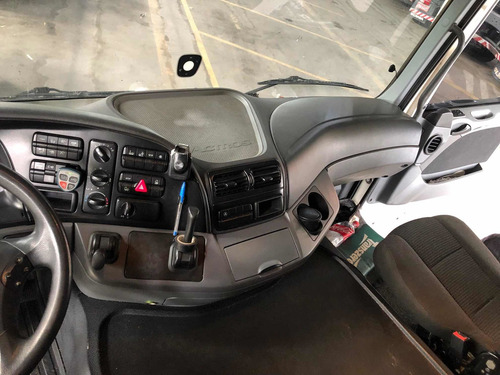 Imagem 19 de 25 de M.benz Actros 2546-ls 2015/16 Cegonheiro Gustavo-caminhões