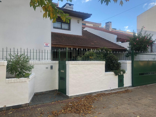 Casa En Venta En La Plata - Dacal Bienes Raíces