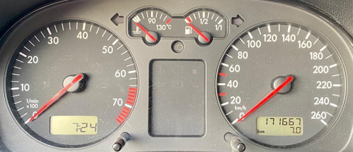 Volkswagen Golf 1.6 Format