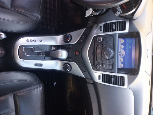 Imagem 9 de 10 de Cruze Lt 1.8 Flex Automático - 2012