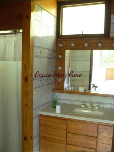 Imagen 21 de 30 de Venta Casa En Playa Mansa 3 Dormitorios