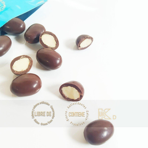 Imagen 3 de 3 de Zisnella Almendras Cubierta De Chocolate De Leche 42% Cacao