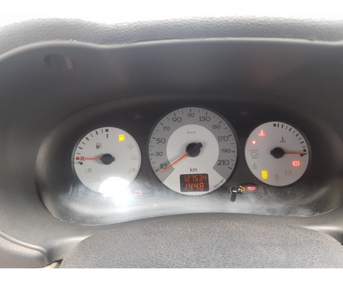 Renault Clio 2009 1.2 Pack