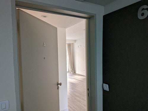 Departamento Monoambiente Con Balcón En Alquiler - Palermo