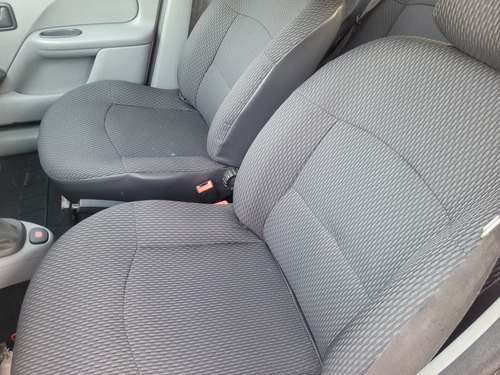 Renault Clio 1.0 CAMPUS 16V FLEX 4P MANUAL