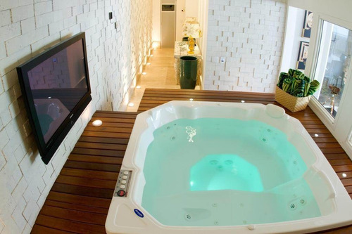 Tamboré 03 | Casa Ampla | Piscina Aquecida | Sauna | Suíte Ele E Ela | Incrível Área Gourmet - Cnc1055