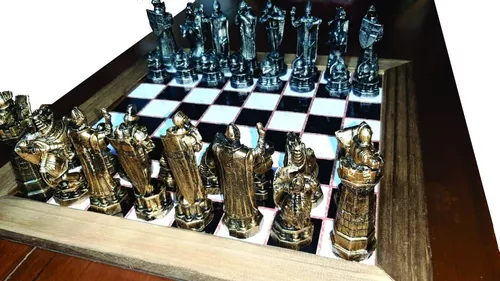 Jogo de Xadrez Medieval Bruxo Resina - Não Acompanha Tabuleiro