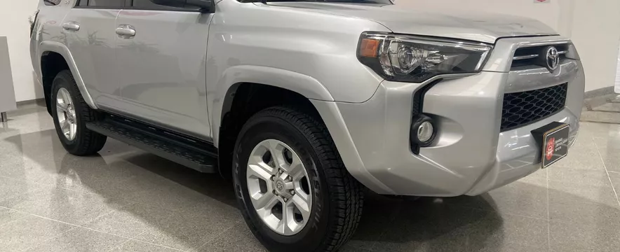 Toyota  4runner Sr5 2020