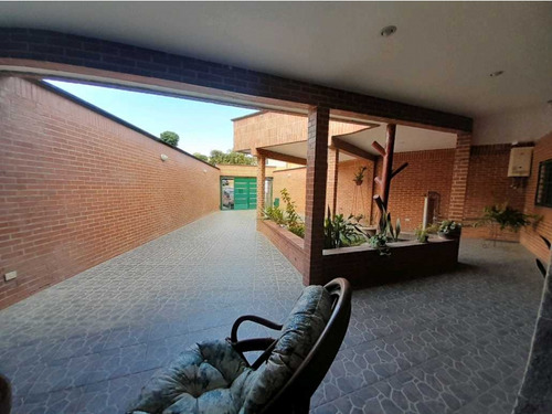 Vendo Casa 350m2 El Marqués 6479