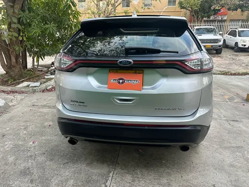 Ford Edge 2.0 Titanium