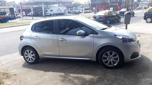 Peugeot 208 1.6 Active 2020