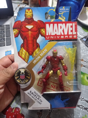 Figura Marvel Universe Serie 1 Iron Man 001