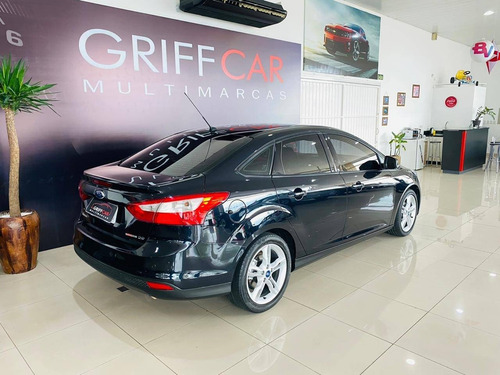 Ford Focus 2.0 S Sedan 16v Flex 4p Powershift
