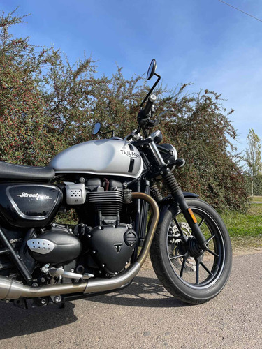 Imagen 11 de 12 de Triumph Street Twin