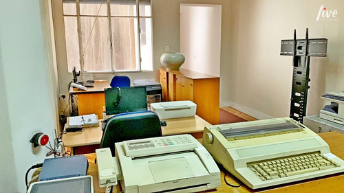 Vendo Amplio Departamento En Vicuña Mackenna A Pasos De La