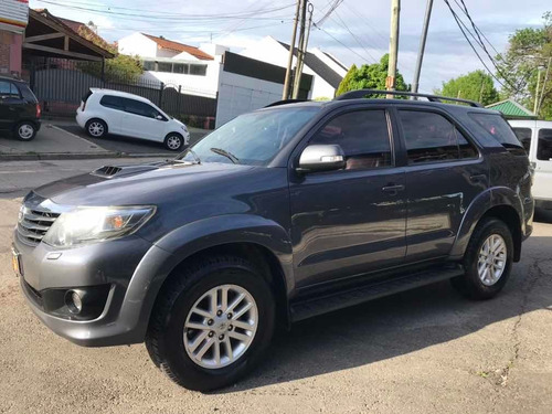 Toyota Sw4 3.0 Srv Cuero I 171cv 4x4 2013