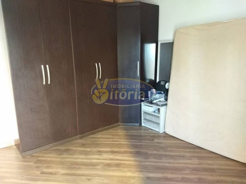 Imagem 13 de 26 de Sobrado 3 Dorm, 3 Suíte, 4 Vagas, 253,77 M - 7950