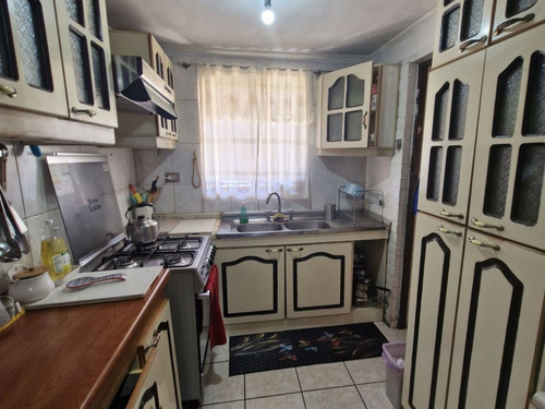 Hogares, Vende Amplia Casa 5d2b - Metro Las Parcelas - Avda.
