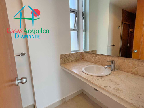 Cad Mayan Lakes Mt2 402. Terraza Con Vista A Las Áreas Comunes.