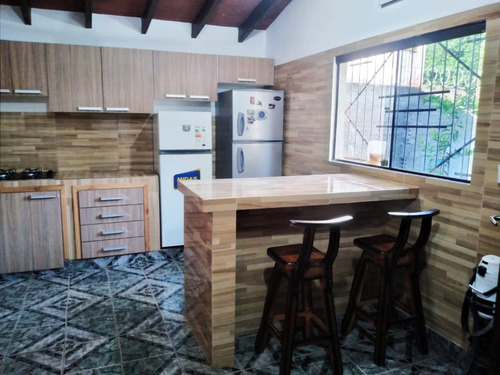 Imagen 13 de 14 de Vendo Casa En Ñemby Zona Capilla Del Monte