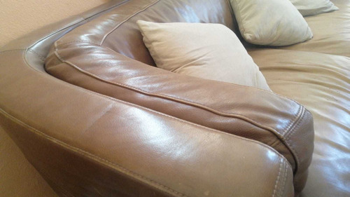 Imagen 2 de 4 de Mueble Leather Marrón