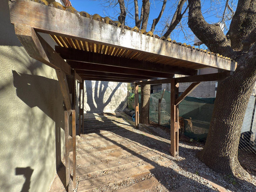 Venta Casa De 3 Dormitorios En Funes