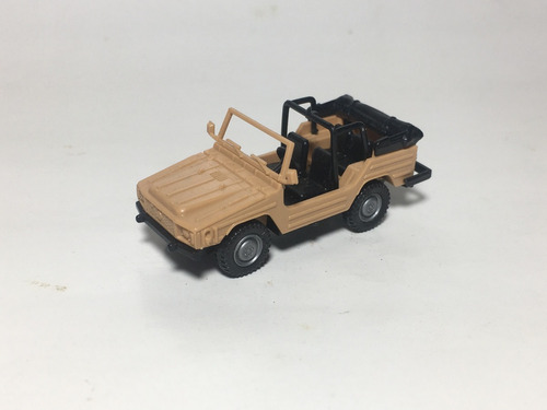 Volkswagen Vw Iltis Escala 1:87 H0 - Roco Made In Austria