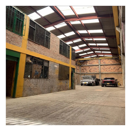 Bodega Comercial E Industrial En Venta, Sector Ricaurte